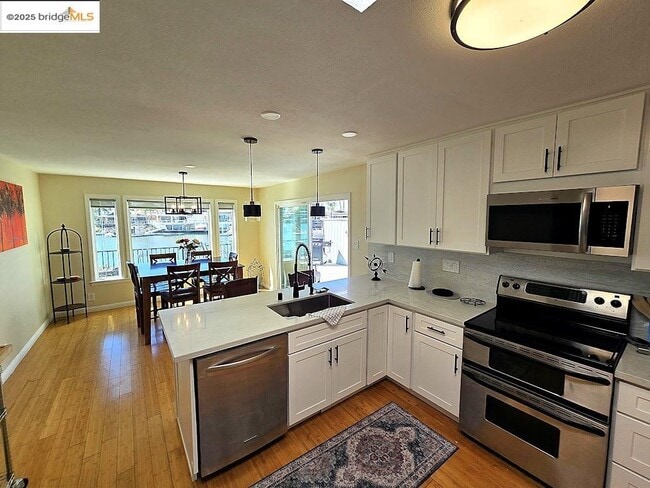 property at 1216 Marina Cir