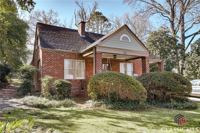 220 Morton Ave in Athens, GA - Building Photo - Building Photo