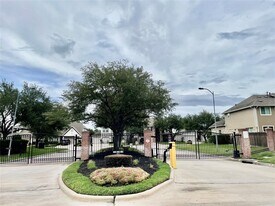 2822 Cresthollow Ln in Houston, TX - Building Photo - Building Photo