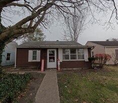 209 E Edgar Ave in Mishawaka, IN - Building Photo