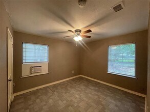 5314 Dewberry St in Houston, TX - Building Photo - Building Photo