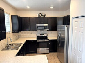 3354 SE 1st Ct in Homestead, FL - Building Photo - Building Photo