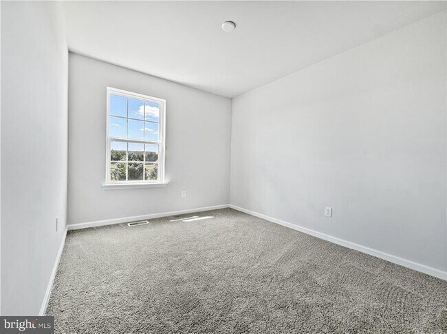 1181 Martin Rd in Breinigsville, PA - Building Photo - Building Photo