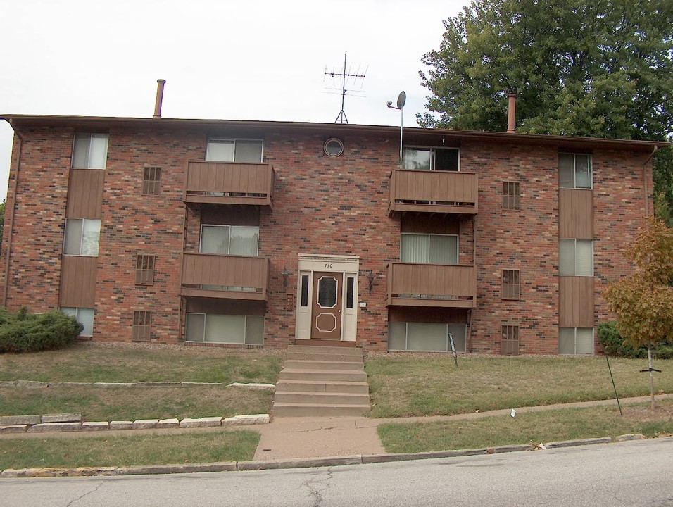 730 Bridge Ave in Davenport, IA - Building Photo