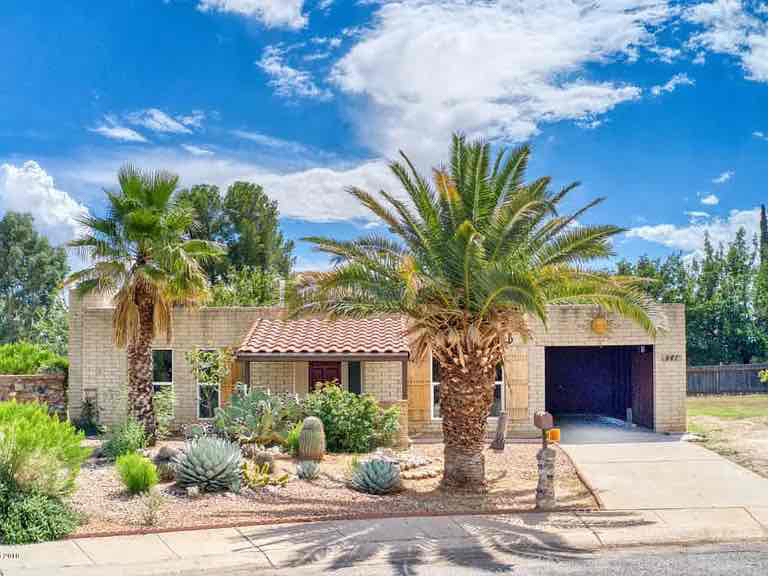 941 Corte Rey in Sierra Vista, AZ - Foto de edificio