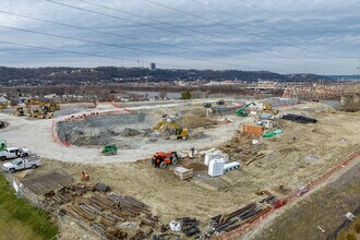 Cityview Station in Ludlow, KY - Foto de edificio - Building Photo