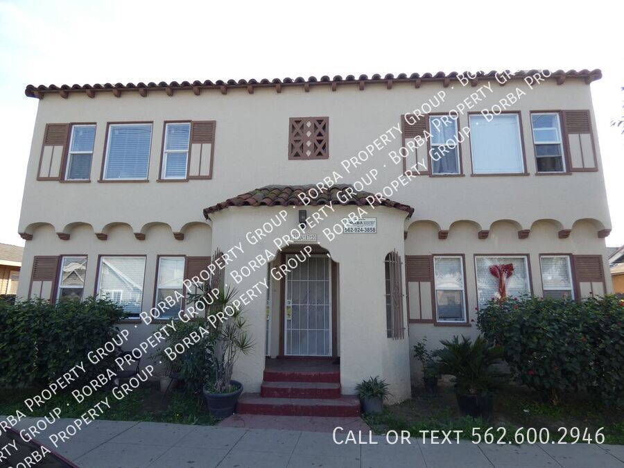 1012 E Hellman St in Long Beach, CA - Building Photo