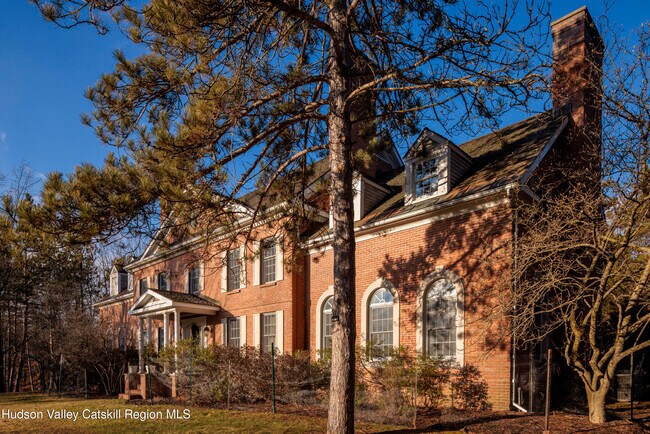 147 Rock City Rd in Chatham, NY - Building Photo - Building Photo