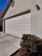 9617 Pine River Ln in Las Vegas, NV - Building Photo - Building Photo