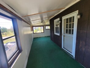 1494 Thompson Rd in Franklin, PA - Building Photo - Building Photo