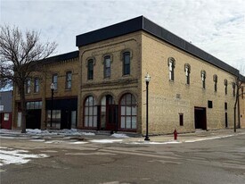 539 Pacific Ave SW in Willmar, MN - Building Photo