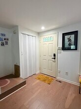 20502 Sterncroft Ct in Gaithersburg, MD - Building Photo - Building Photo