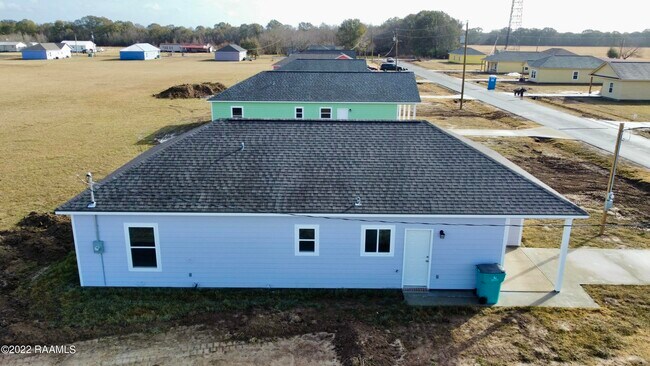 150 Le Village Loop photo'