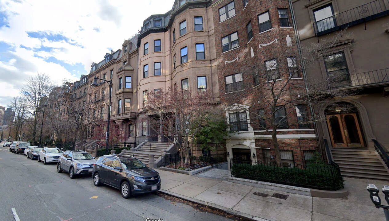 117 Beacon St, Unit 6F in Boston, MA - Building Photo