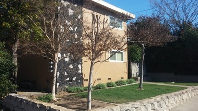 457 E N St in Benicia, CA - Foto de edificio - Building Photo