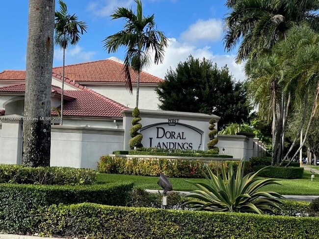 5078 NW 114th Path in Doral, FL - Building Photo - Building Photo