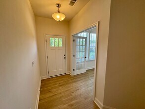 5026 Layman Dr in Charlotte, NC - Building Photo - Building Photo