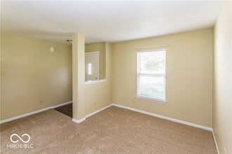 10345 Lee Stewart Ln in Fishers, IN - Building Photo - Building Photo