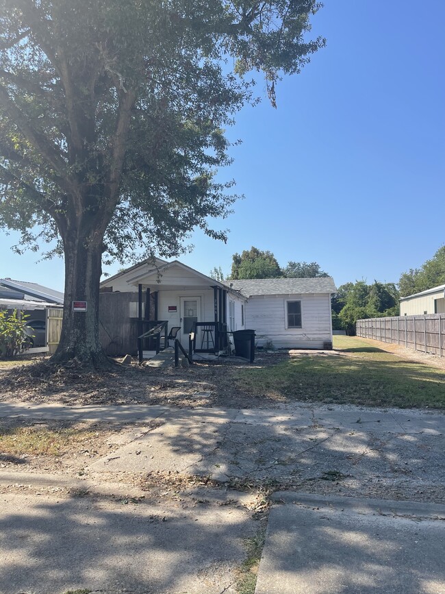 2804 Hazel St in Lake Charles, LA - Building Photo - Building Photo