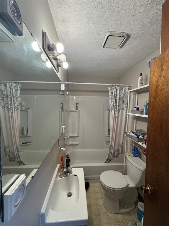 14 Wellington St, Unit 4F in Boston, MA - Building Photo - Building Photo