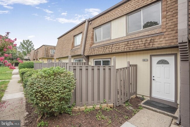 property at 3813 Needles Pl