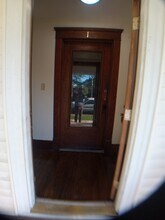 220 W Lapeer St in Lansing, MI - Foto de edificio - Building Photo