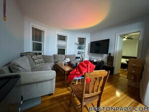 24 Farrington Ave, Unit 3 in Boston, MA - Building Photo - Building Photo