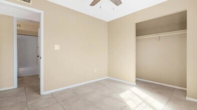 237 E Oxford Dr in Tempe, AZ - Building Photo - Building Photo
