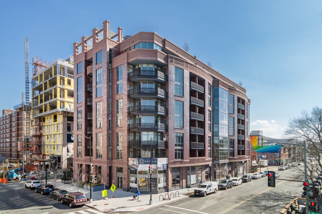 Perla DC Condominiums in Washington, DC - Building Photo