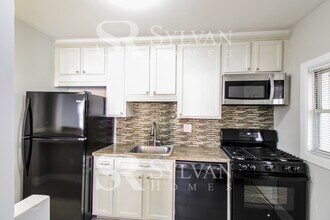 920 Lyndhurst St in Baltimore, MD - Building Photo - Building Photo