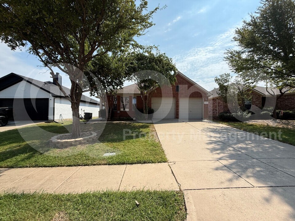 2716 Watercress Dr in Little Elm, TX - Building Photo