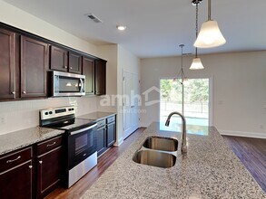 3017 Lucky Ln in Lebanon, TN - Foto de edificio - Building Photo