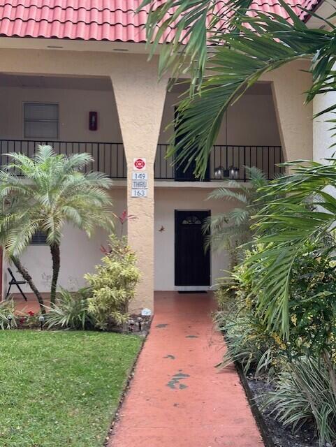 161 Lake Frances Dr in West Palm Beach, FL - Building Photo - Building Photo