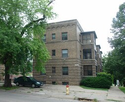 3105 Dewey Ave Apartments