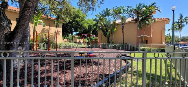 2207 Clipper Pl in Fort Lauderdale, FL - Building Photo - Building Photo