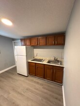 8142 Eaton Ave in Jacksonville, FL - Building Photo - Building Photo