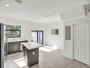 3436 W 111th Pl in Hialeah, FL - Building Photo - Building Photo