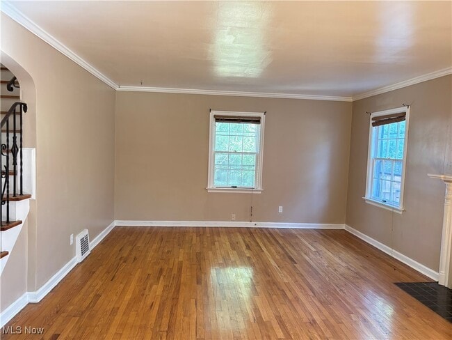 3551 Antisdale Ave in Cleveland Heights, OH - Foto de edificio - Building Photo