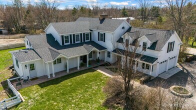 708 S Rose Farm Rd in Woodstock, IL - Building Photo - Building Photo