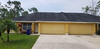 1952-1952 Laverna Ave in Lehigh Acres, FL - Building Photo