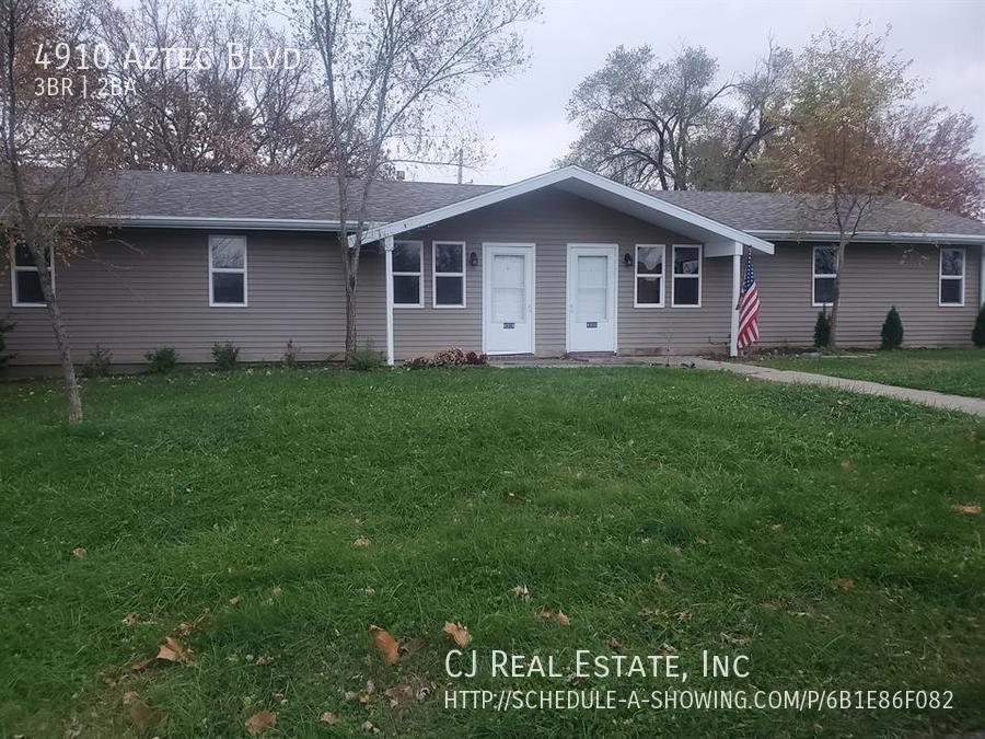 4910 Aztec Blvd in Columbia, MO - Building Photo
