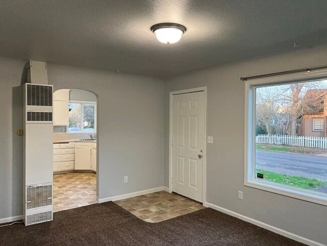 521-531 Gerth Ave NW in Salem, OR - Building Photo - Building Photo