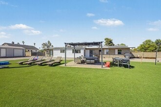 6315 E Delcoa Ave in Scottsdale, AZ - Building Photo - Building Photo