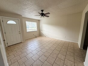 4945 Okeefe St in Bossier City, LA - Building Photo - Building Photo