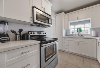 225 NW 14th Ave in Miami, FL - Building Photo - Building Photo