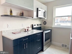 104 Clement Rd in Oreland, PA - Building Photo - Building Photo