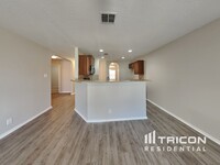 6611 Poseidon Way in Converse, TX - Foto de edificio - Building Photo