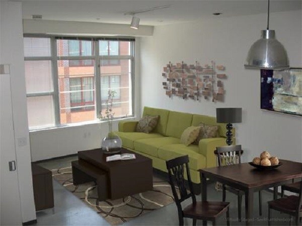 160 E Berkeley St, Unit 519 in Boston, MA - Building Photo