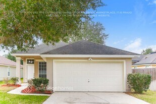 4011 Pebble Brooke Circle South in Orange Park, FL - Building Photo