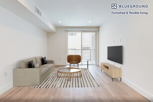 1265 Barry Ave in Los Angeles, CA - Building Photo